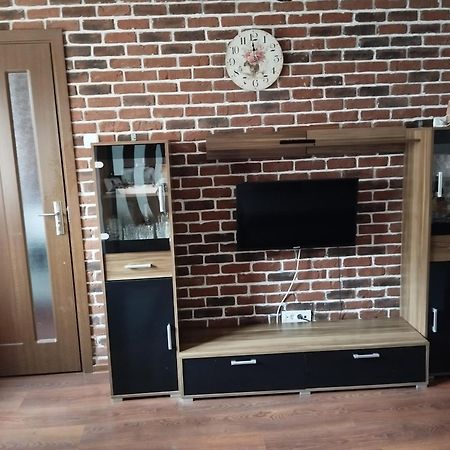 Appartement A&D à Resita Extérieur photo